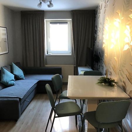 Apartman V Zeleni Dolna Morawa Zewnętrze zdjęcie